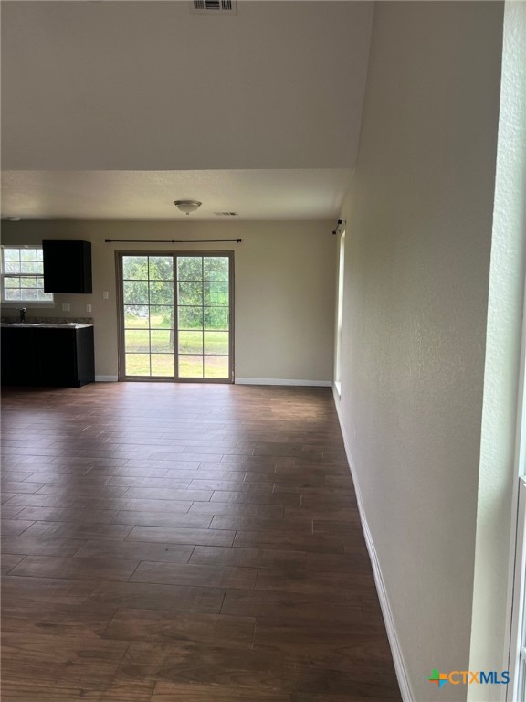 2500 Center Point Road Property Photo 12
