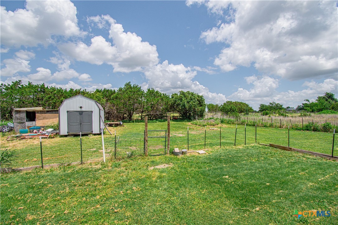 421 Old Pidcoke Road Property Photo 16