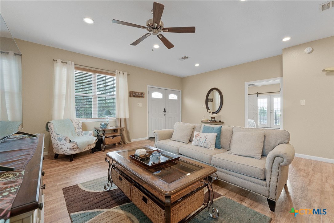 3815 Canyon Heights Road Property Photo 12