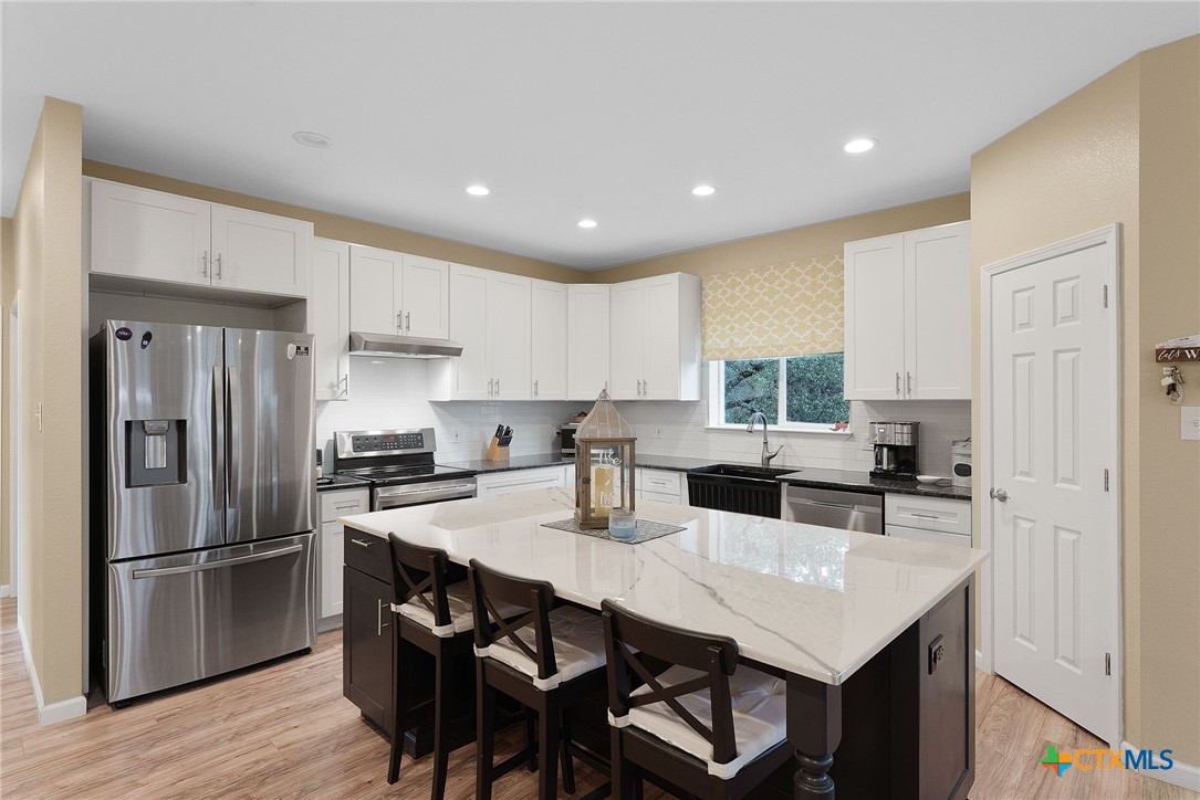 3815 Canyon Heights Road Property Photo 15