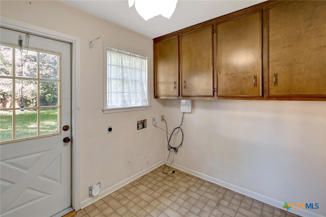 304 Simpson Road Property Photo 13