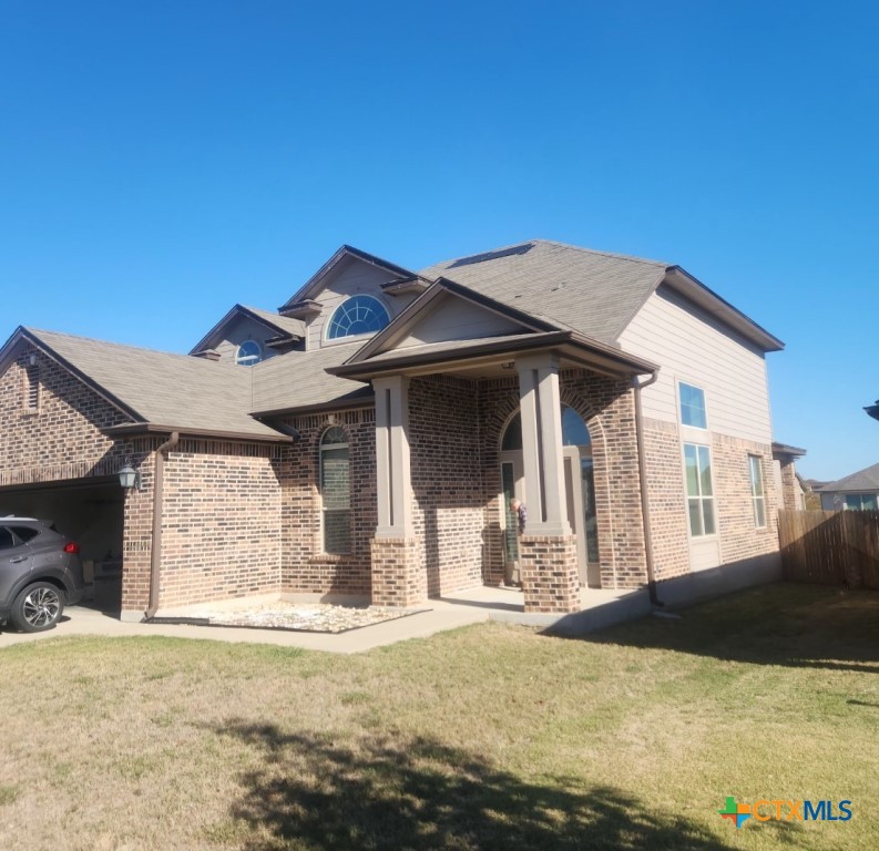 1407 Amber Dawn Drive Property Photo 1