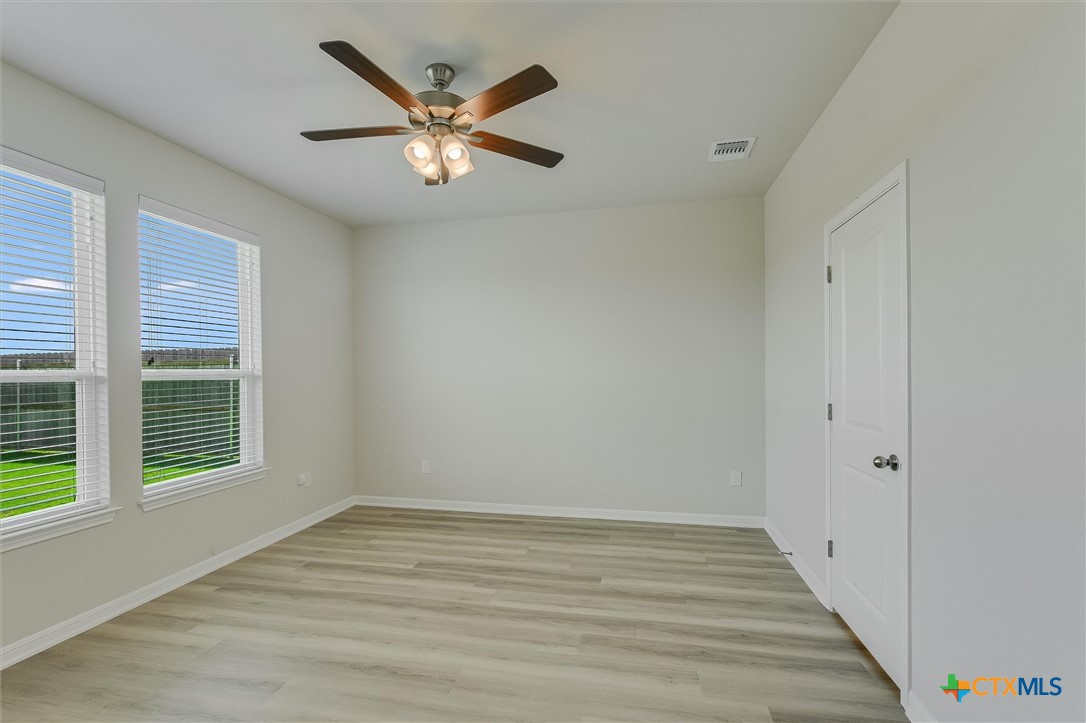 8818 Happy Valley Drive Property Photo 6