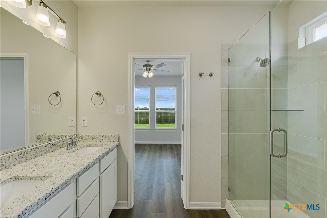 8818 Happy Valley Drive Property Photo 7