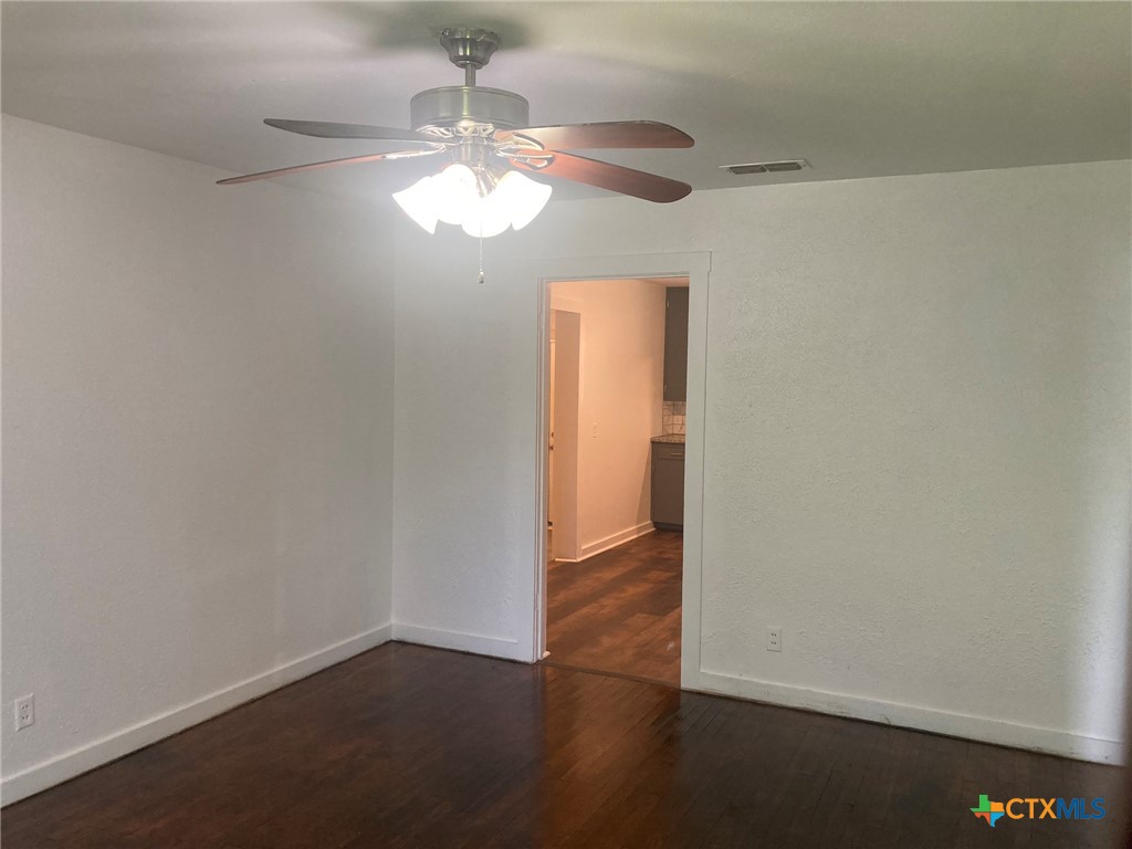 708 E Loma Vista Avenue Property Photo 5