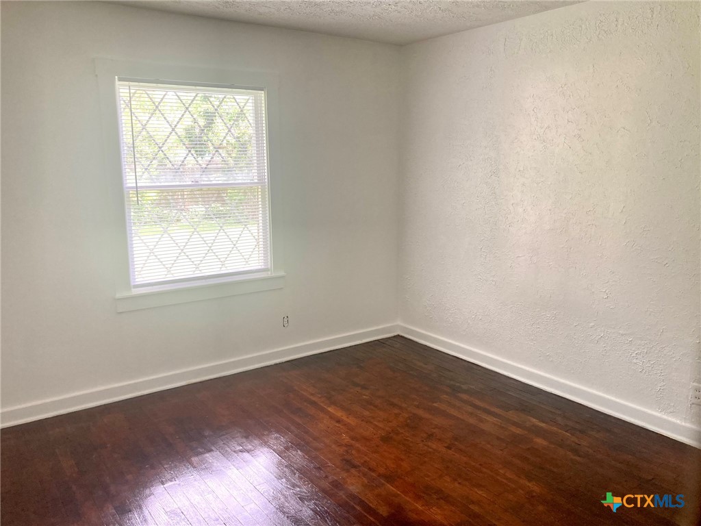 708 E Loma Vista Avenue Property Photo 11
