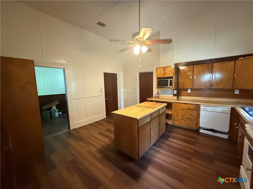 184 3rd Street Property Photo 12
