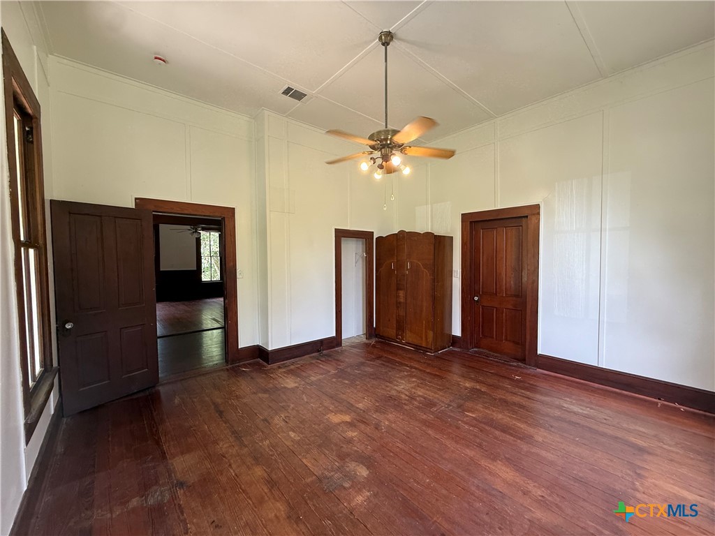184 3rd Street Property Photo 16