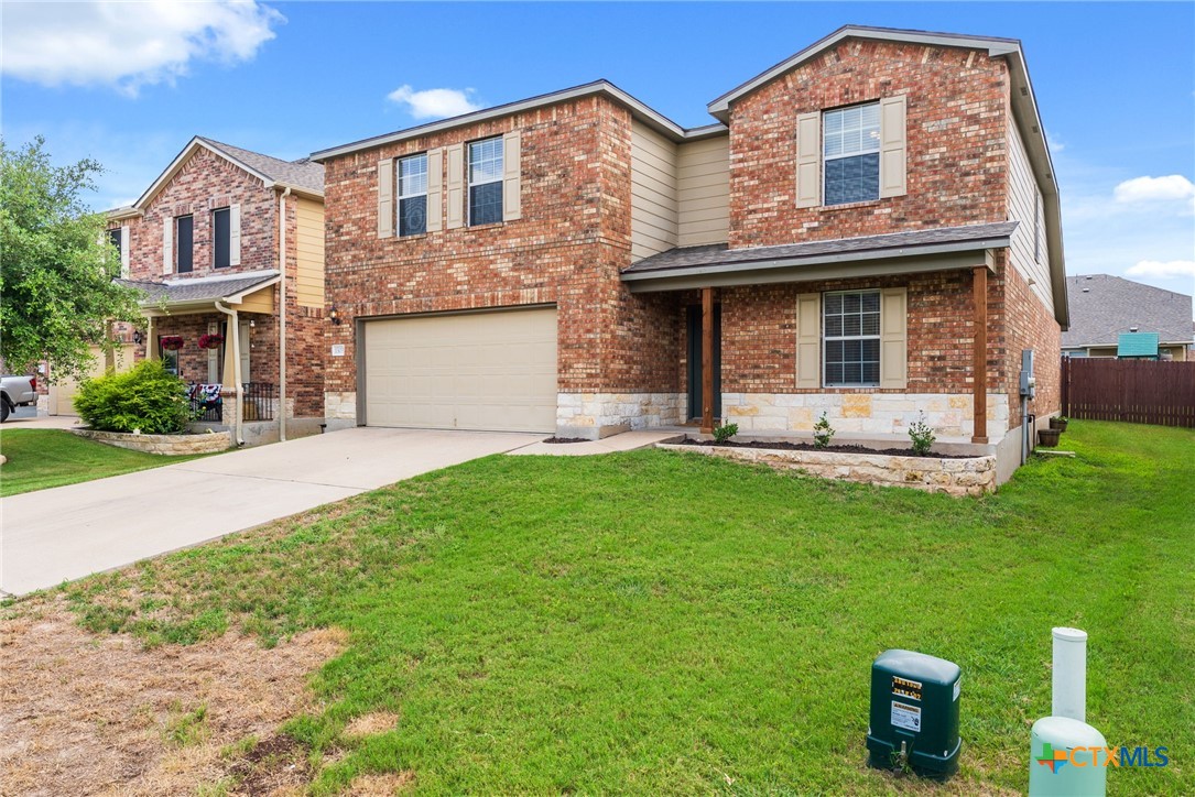 1305 Cozy Creek Drive Property Photo 2