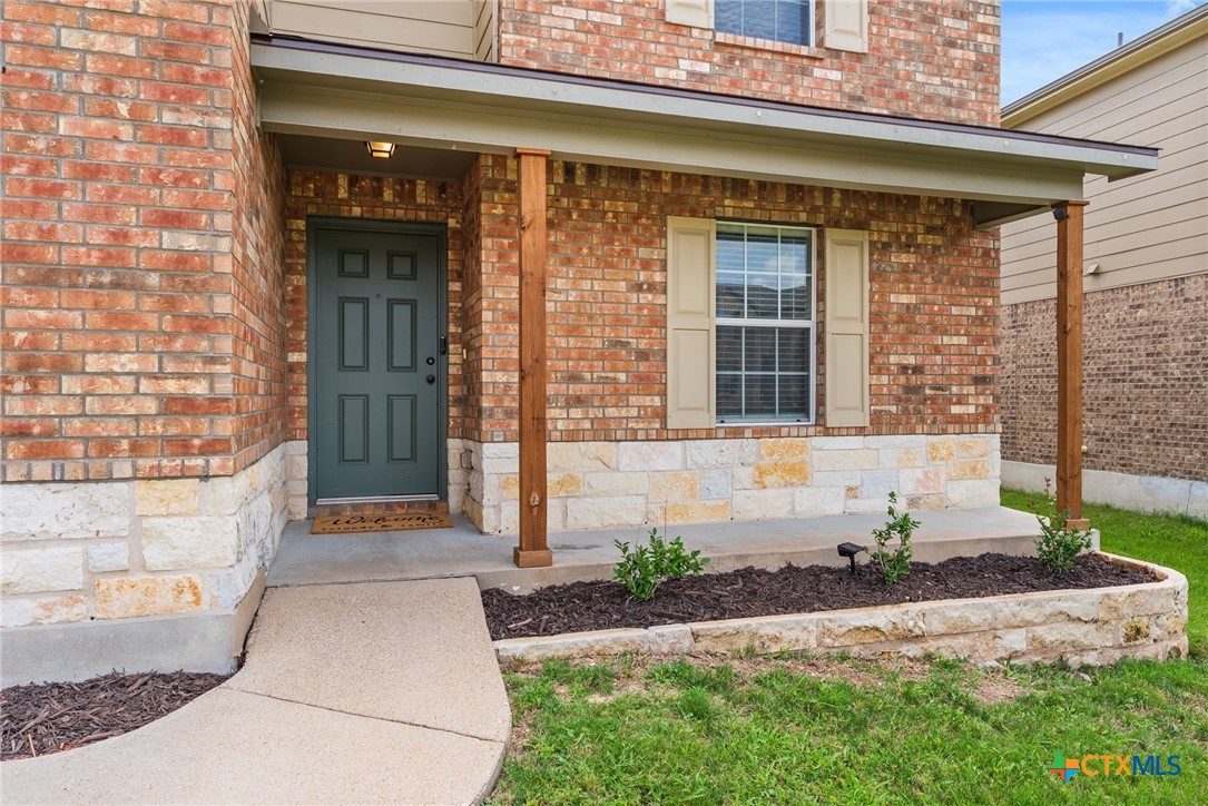 1305 Cozy Creek Drive Property Photo 3