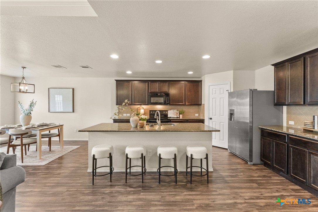 1305 Cozy Creek Drive Property Photo 12
