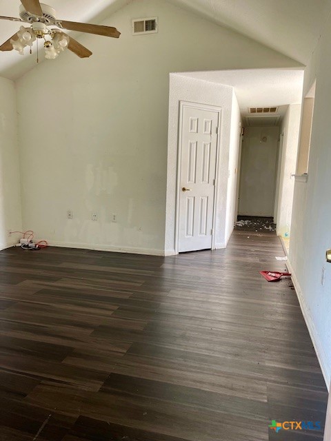 501 San Antonio Street Property Photo 4