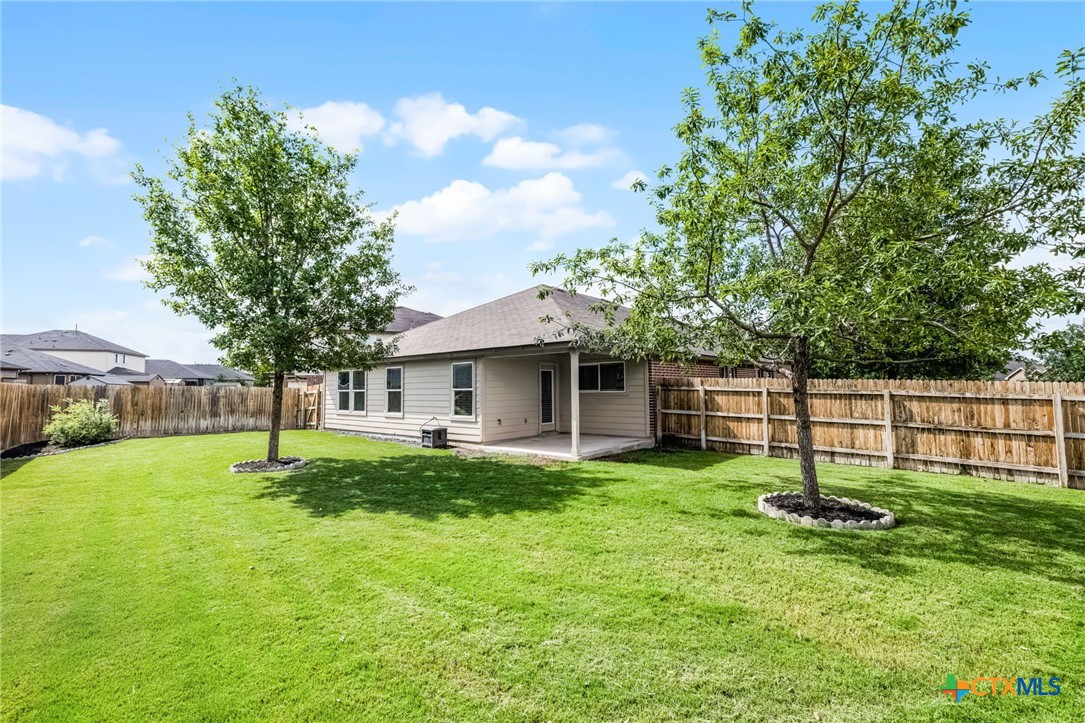 322 Creekview Way Property Photo 6