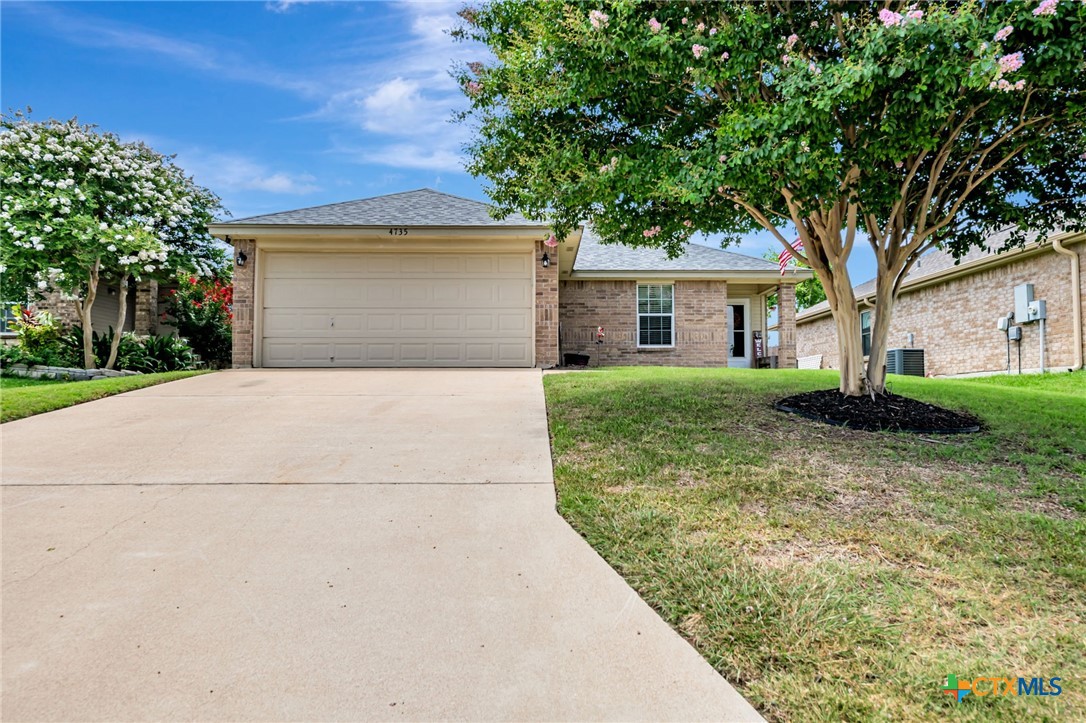 4735 Stonehaven Drive Property Photo 1