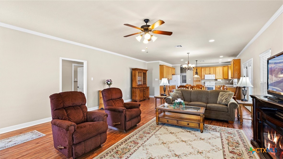 2348 Village Path Property Photo 5
