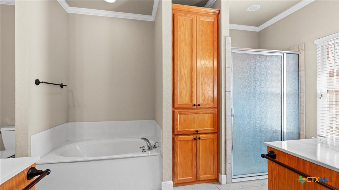 2348 Village Path Property Photo 16