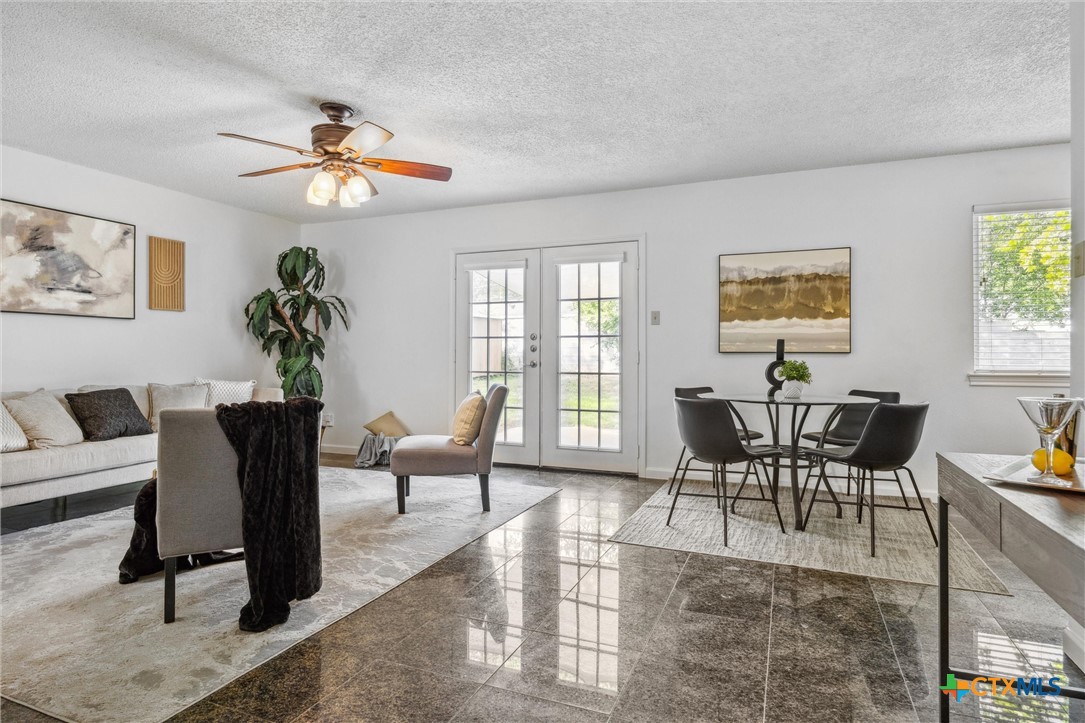 6308 Shadow Bend Property Photo 4
