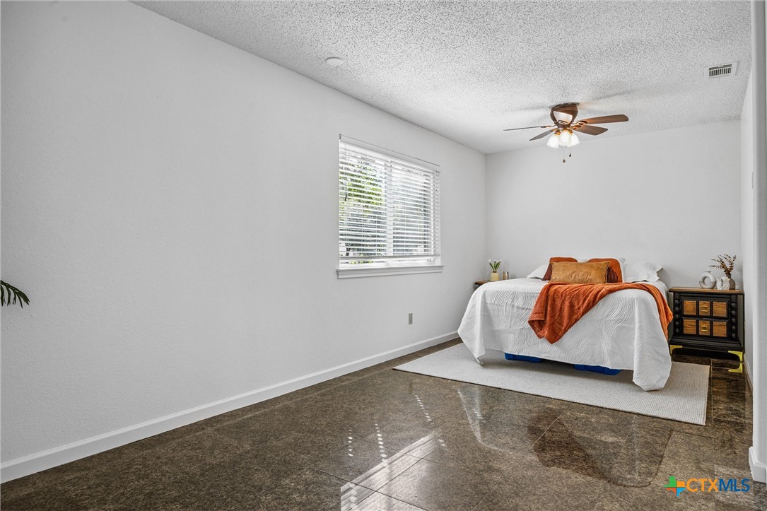 6308 Shadow Bend Property Photo 7
