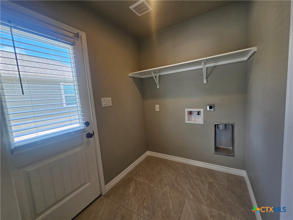 905 Roadrunner Spur Property Photo 14