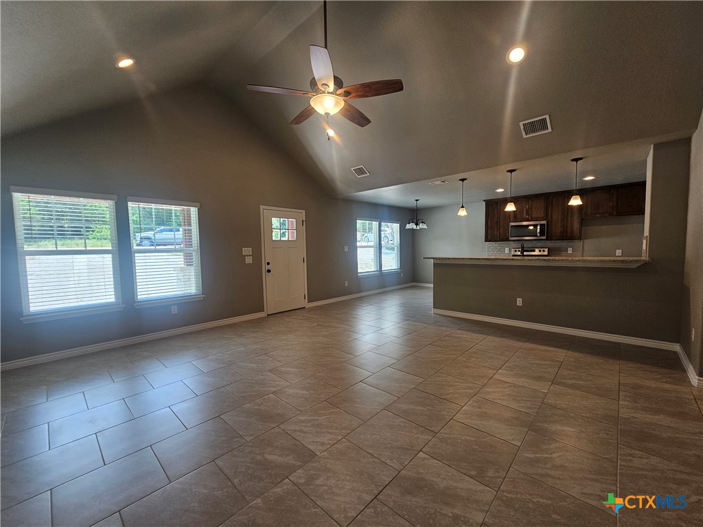 905 Roadrunner Spur Property Photo 17