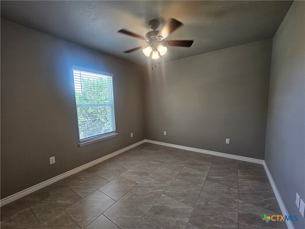 905 Roadrunner Spur Property Photo 29