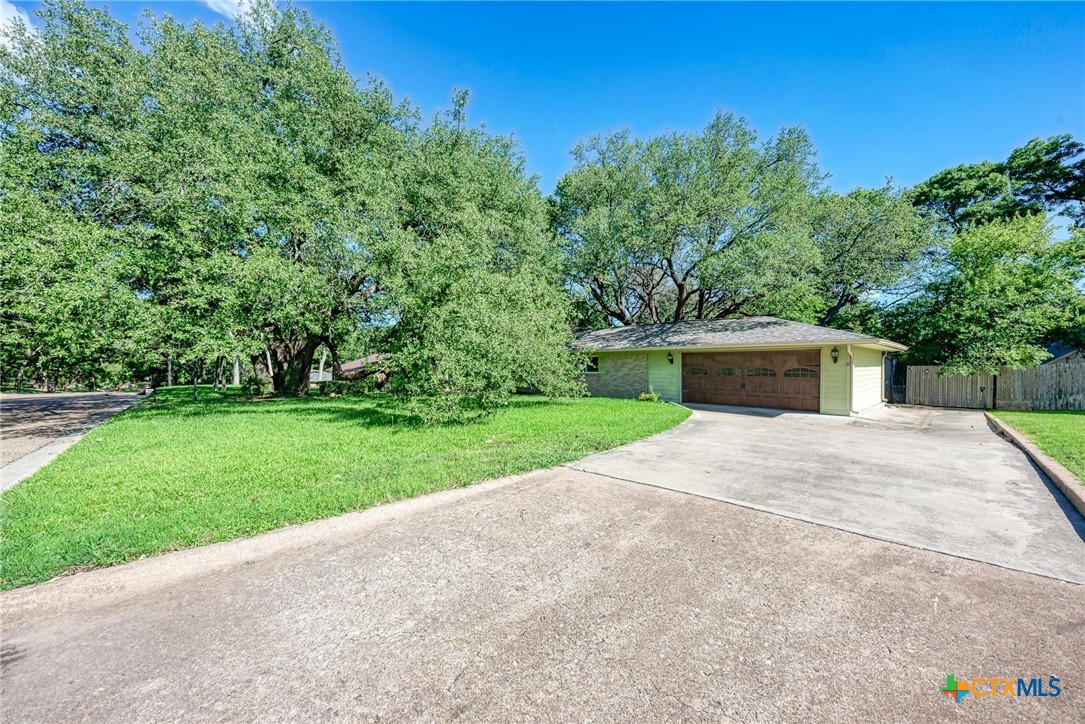 2505 Linwood Road Property Photo 3