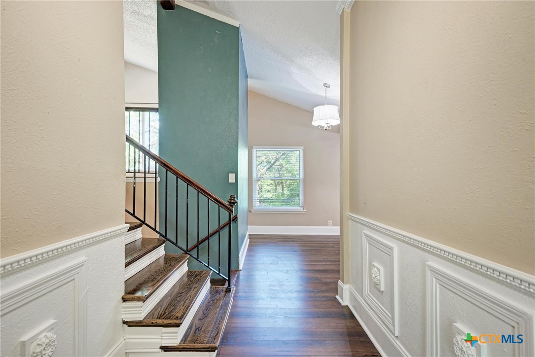 2505 Linwood Road Property Photo 7