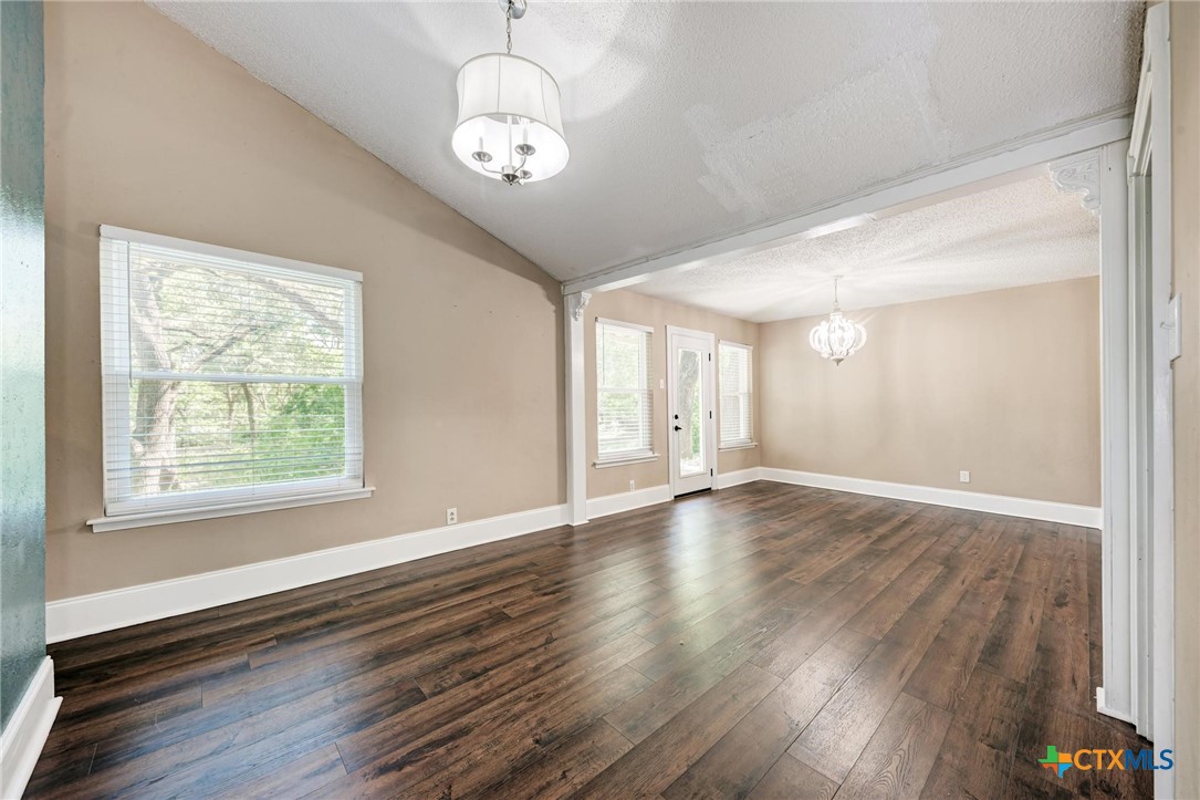 2505 Linwood Road Property Photo 8