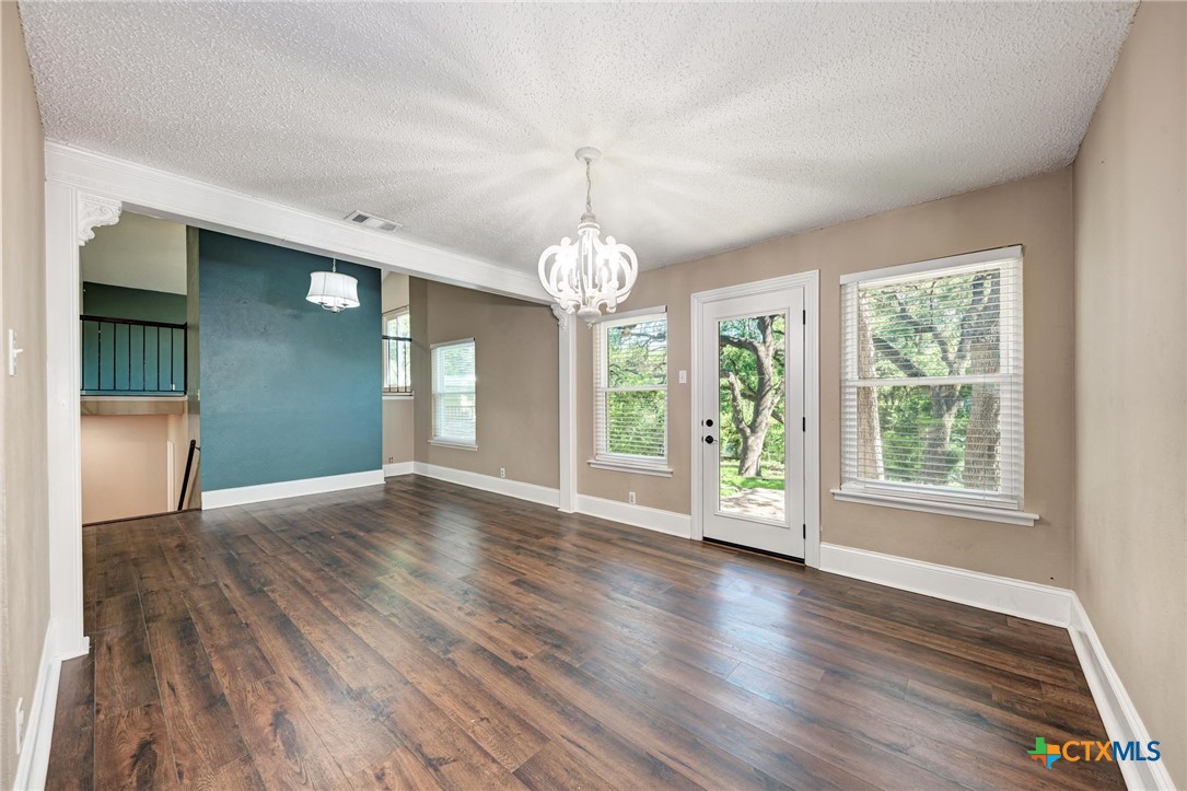 2505 Linwood Road Property Photo 10