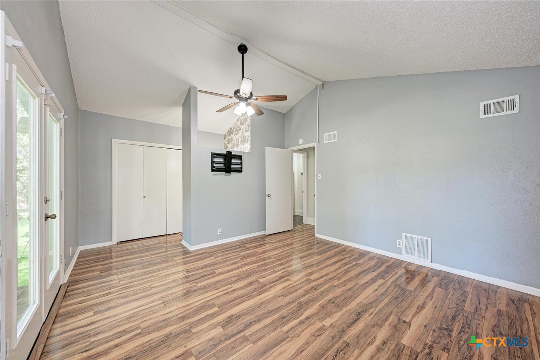 2505 Linwood Road Property Photo 22