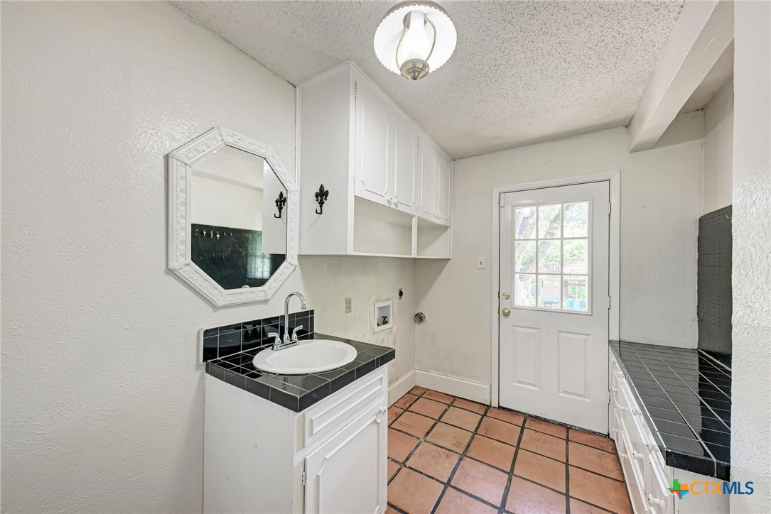 2505 Linwood Road Property Photo 31