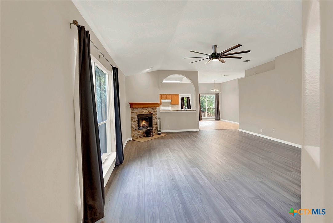 2029 Northview Drive Property Photo 3