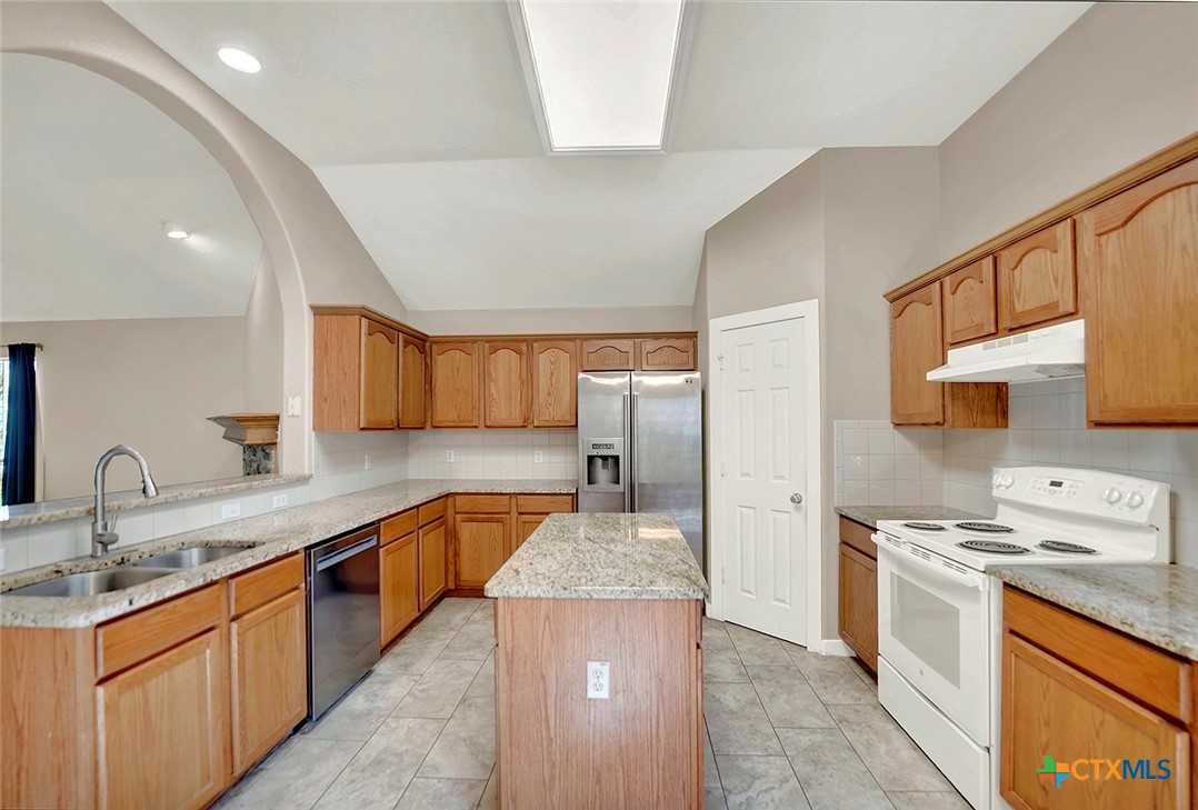 2029 Northview Drive Property Photo 11