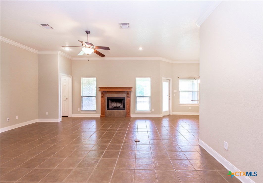2210 Addax Trail Property Photo 15