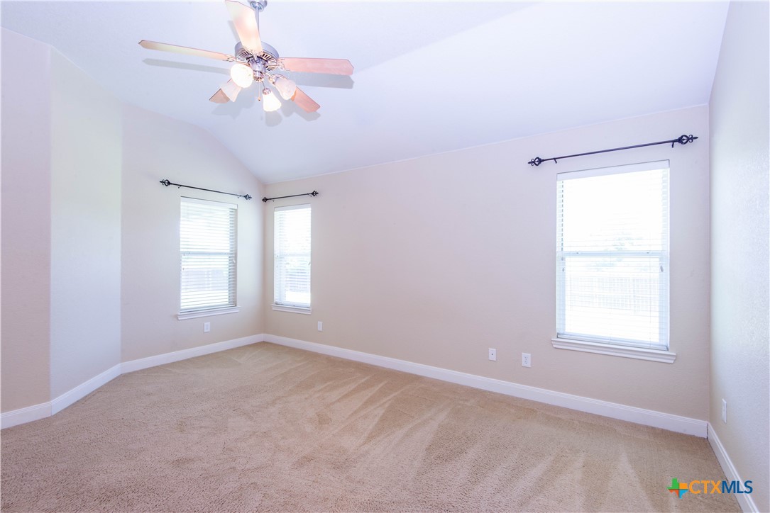 2210 Addax Trail Property Photo 26