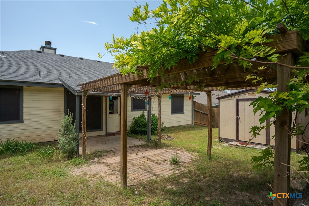 309 W Blancas Drive Property Photo 19
