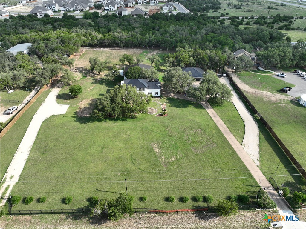 102 County Road 180 Property Photo 3