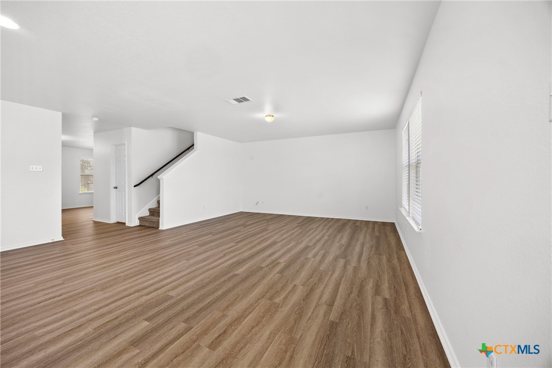 9207 Sandyford Court Property Photo 11