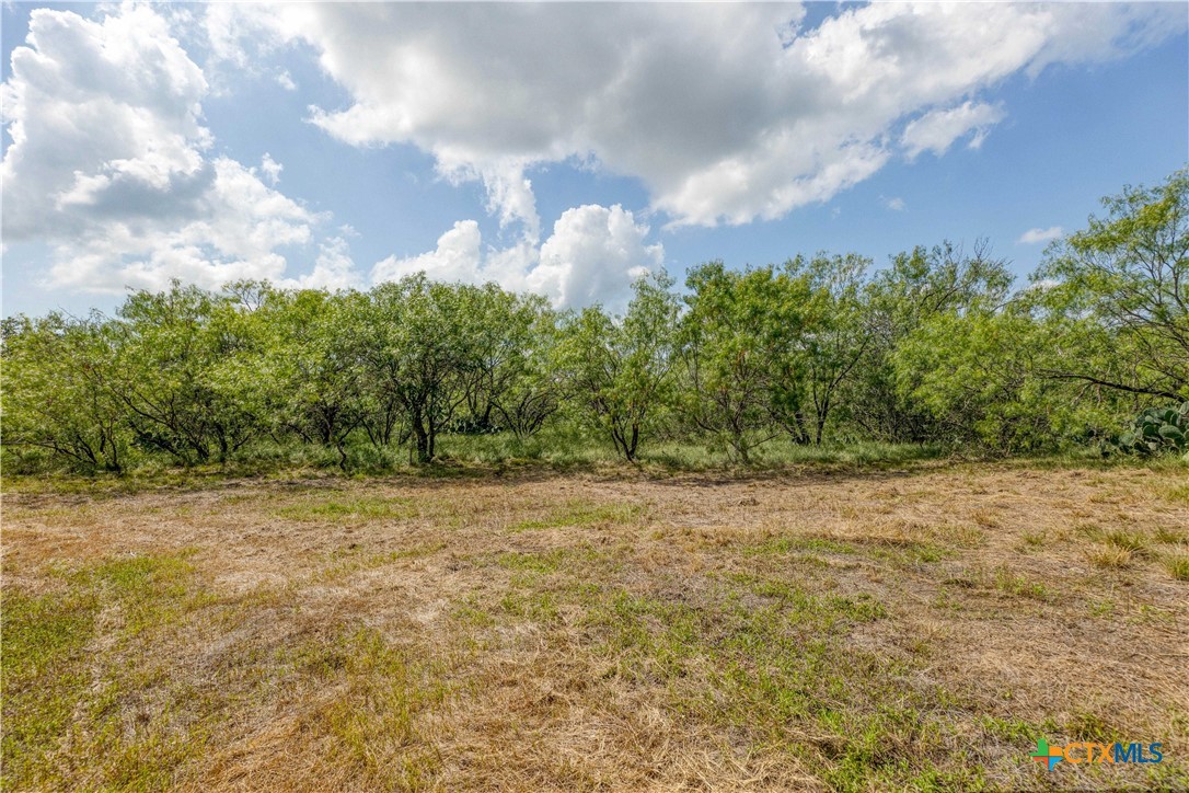 200 Armstrong Road Property Photo 5