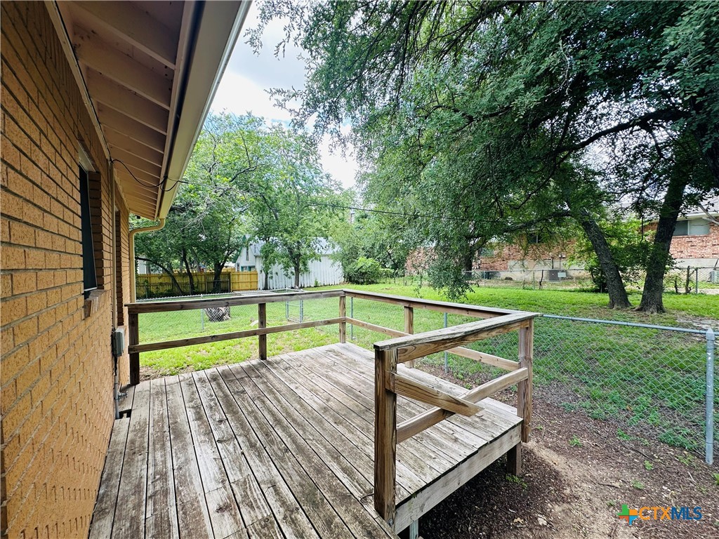 502 S Walnut Street Property Photo 18