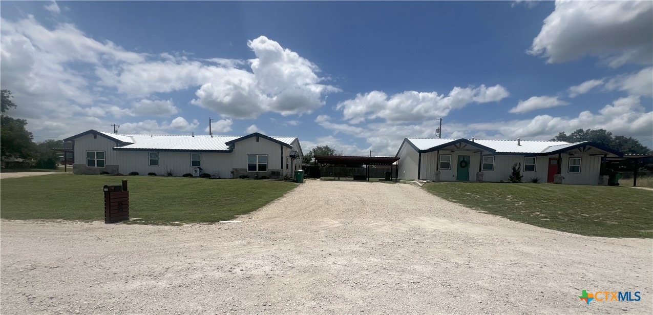 709 W Pierson Property Photo 2