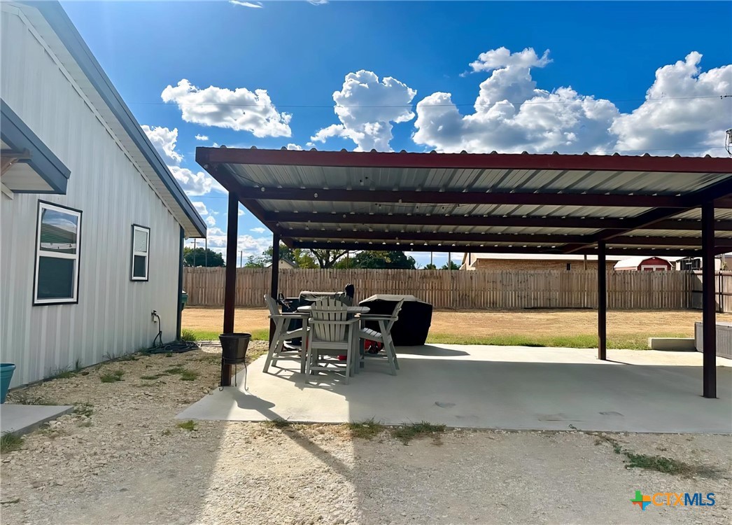 709 W Pierson Property Photo 6