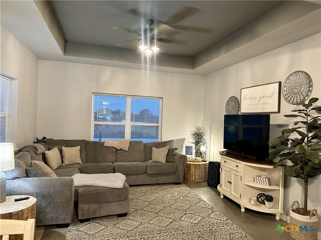 709 W Pierson Property Photo 8