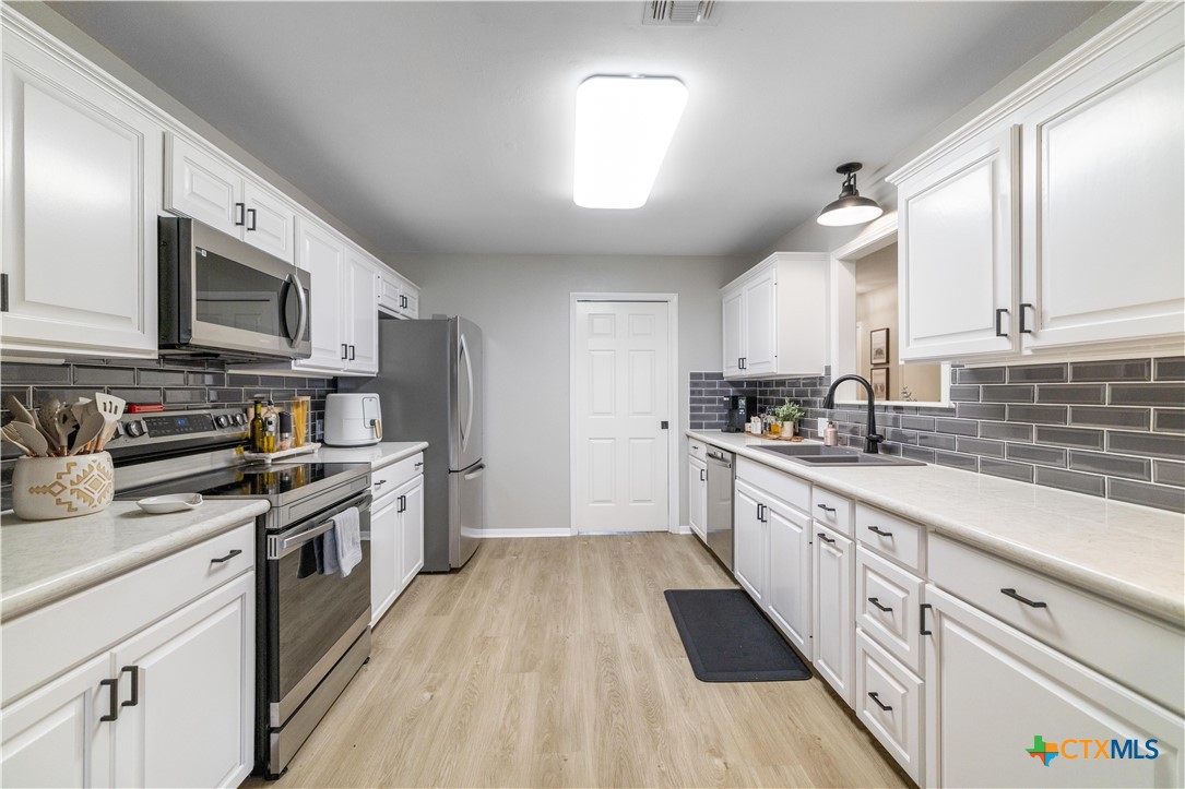 184 Penn Avenue Property Photo 8