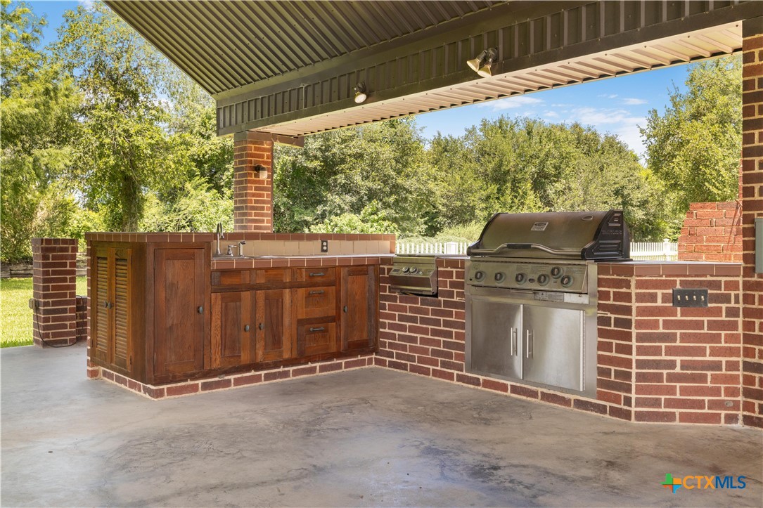 123 Northwood Drive Property Photo 13