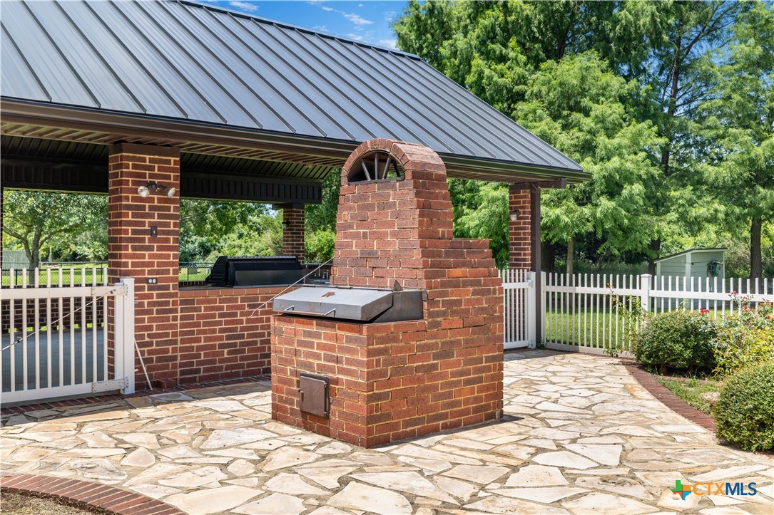 123 Northwood Drive Property Photo 16