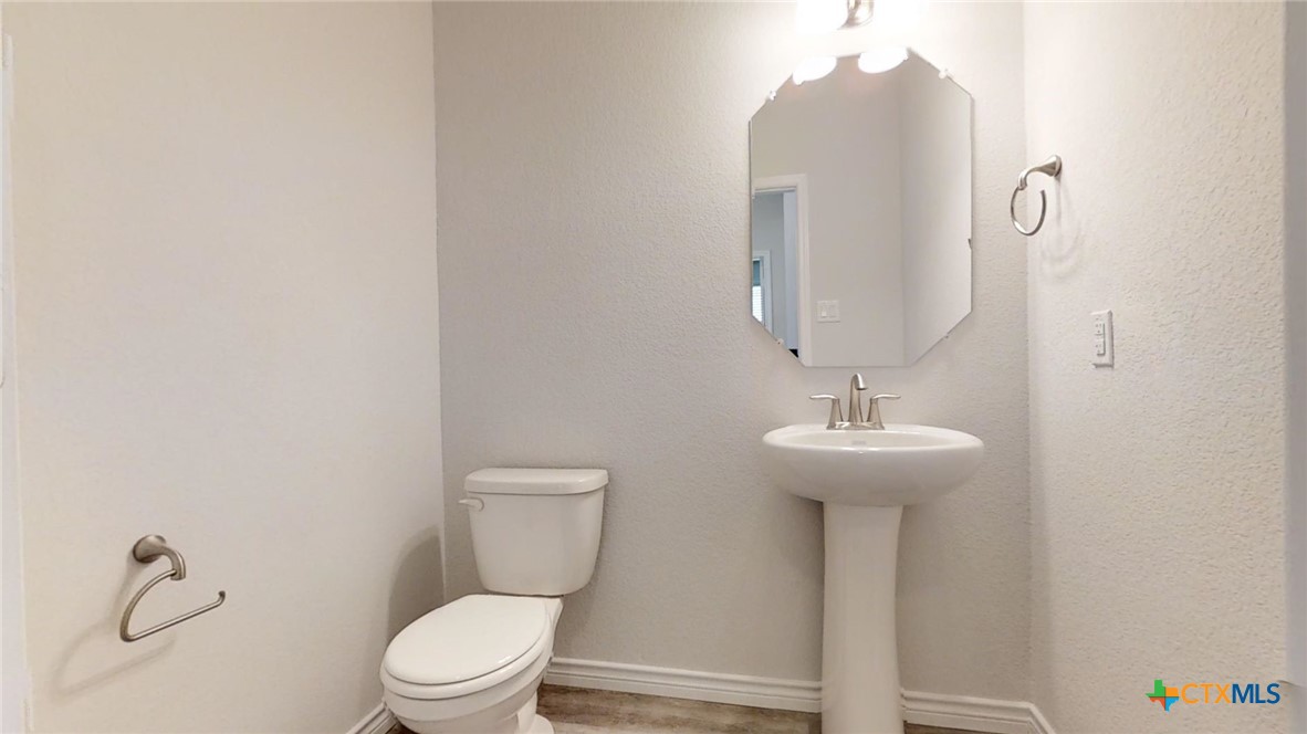 15091 Planeview Drive Property Photo 36