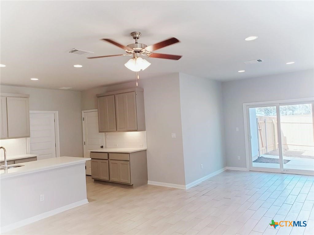 2900 Birch Park Path Property Photo 5