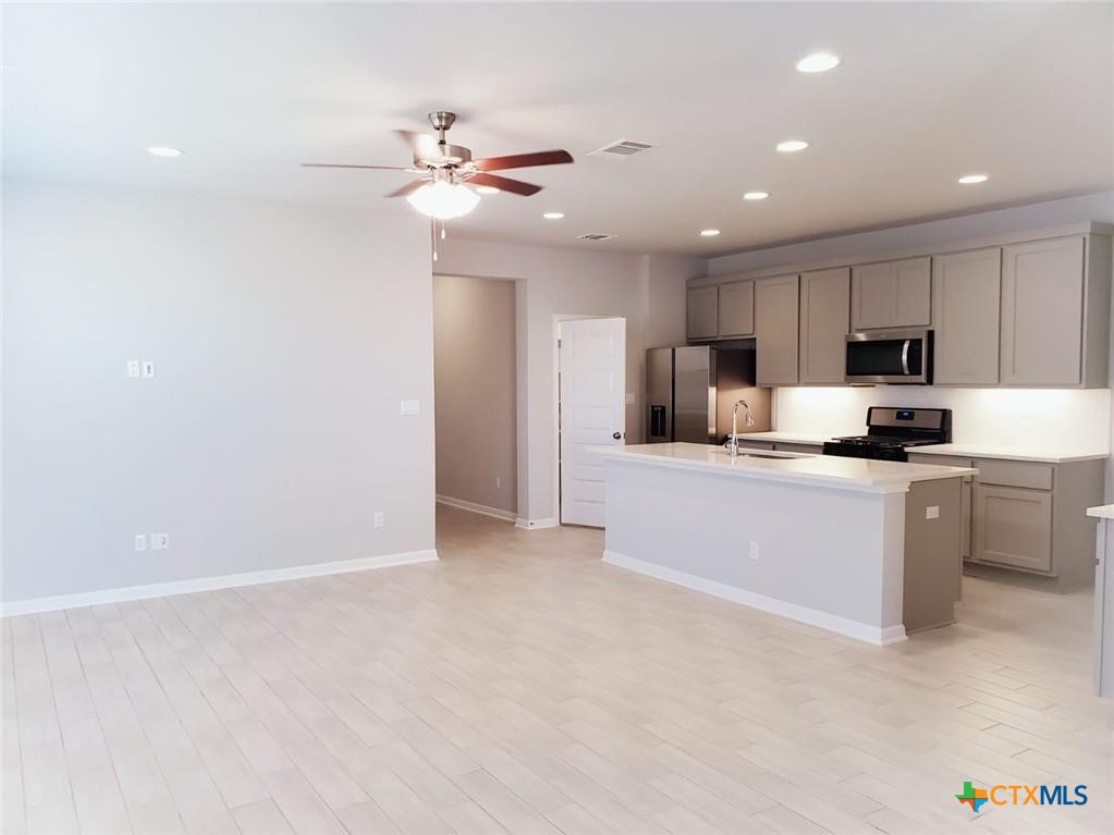 2900 Birch Park Path Property Photo 7