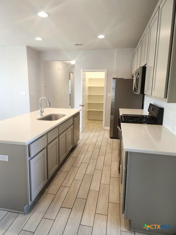 2900 Birch Park Path Property Photo 13
